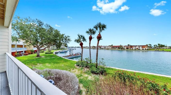 Image No.15-Maison de ville de 2 chambres à vendre à Treasure Island