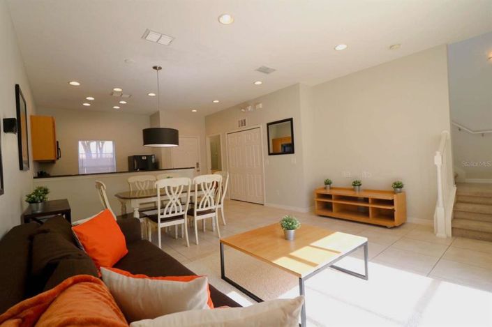 Image No.5-Maison de ville de 2 chambres à vendre à Kissimmee