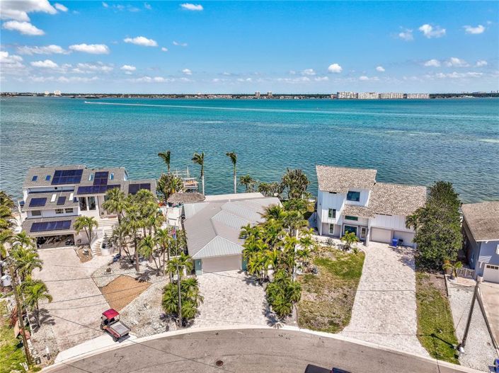 Image No.3-4 Bed Property for sale