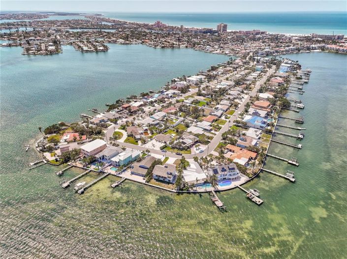 Image No.47-4 Bed Property for sale