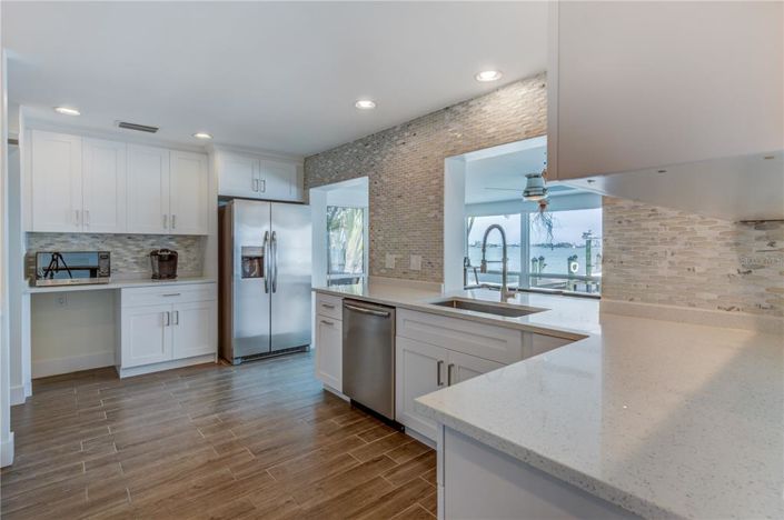 Image No.6-4 Bed Property for sale