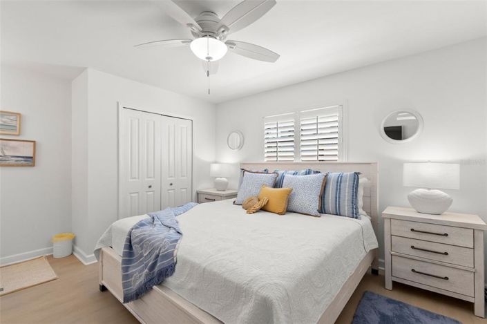 Image No.16-1 Bed Property for sale