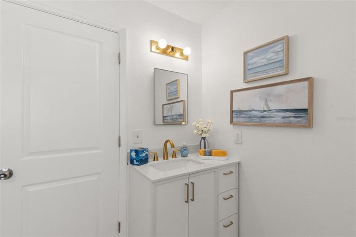 Image No.19-1 Bed Property for sale