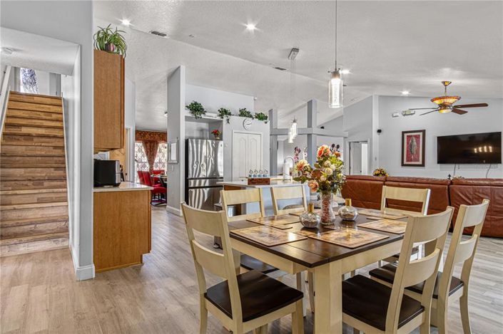 Image No.19-5 Bed Property for sale