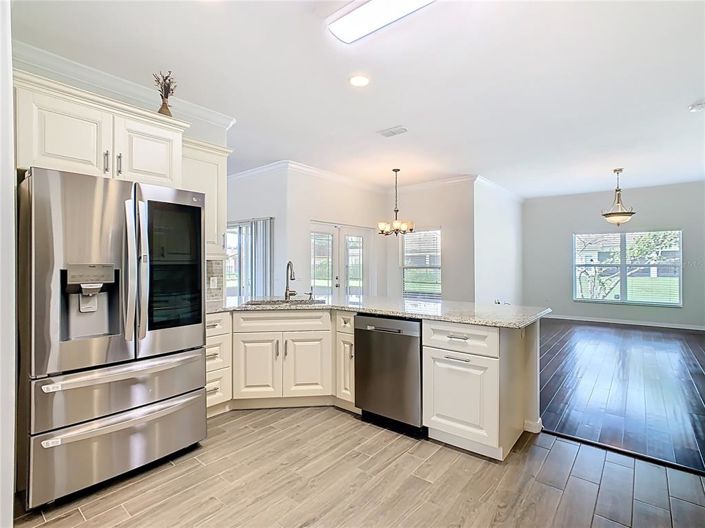 Image No.4-Propriété de 4 chambres à vendre à Kissimmee