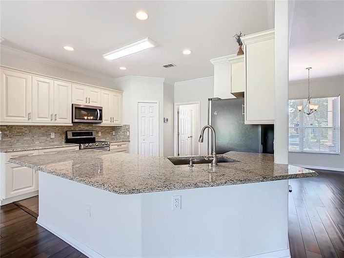 Image No.7-Propriété de 4 chambres à vendre à Kissimmee