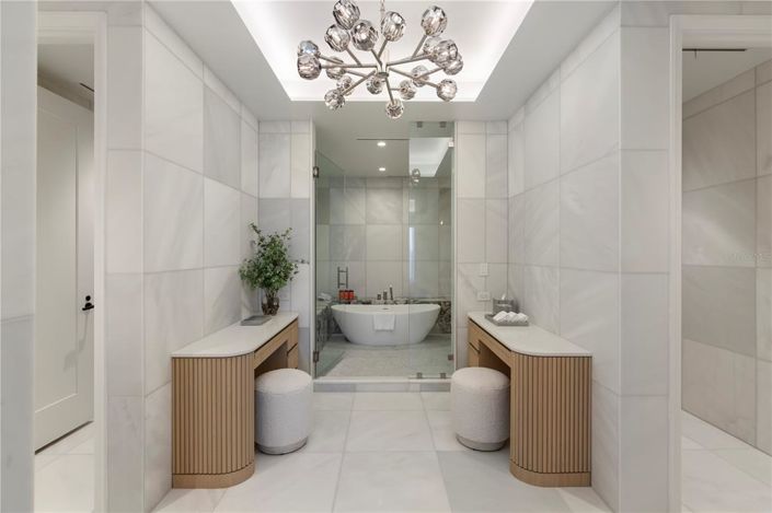 Image No.18-4 Bed Property for sale