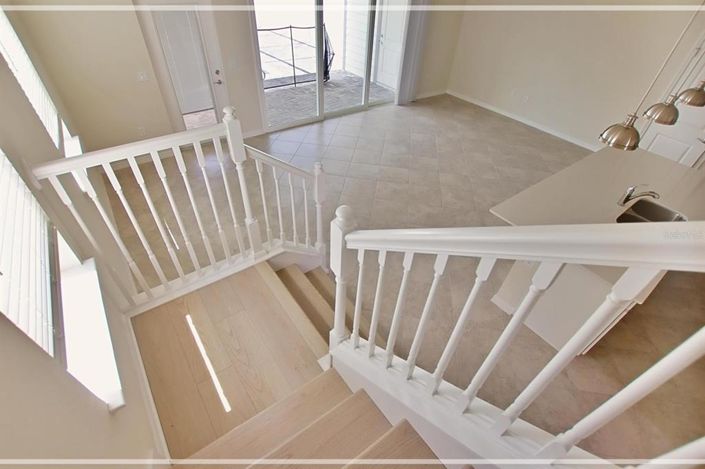 Image No.21-5 Bed Townhouse for sale