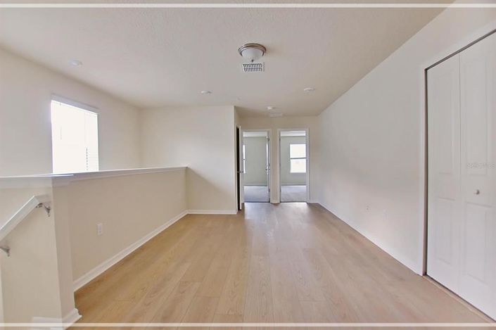 Image No.24-5 Bed Townhouse for sale