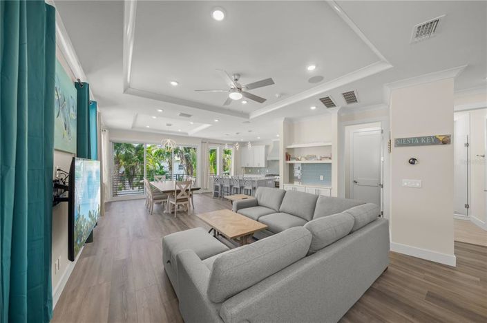 Image No.9-Propriété de 6 chambres à vendre à Sarasota