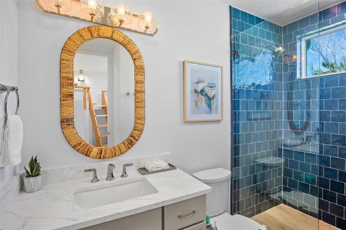 Image No.18-8 Bed Property for sale