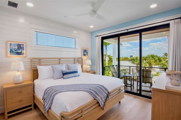 Image No.36-8 Bed Property for sale