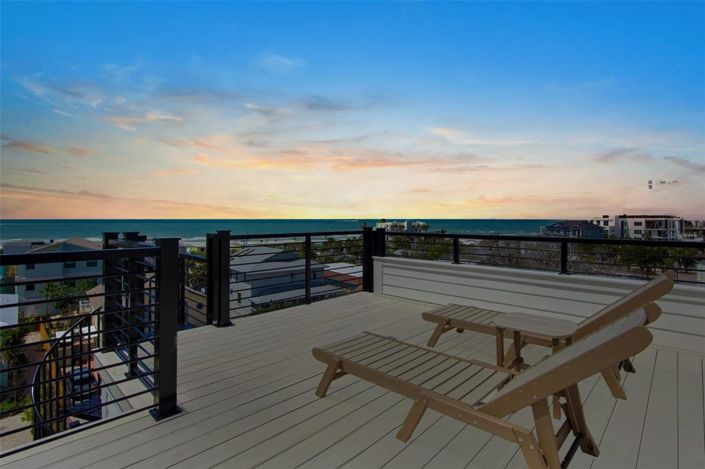 Image No.53-8 Bed Property for sale