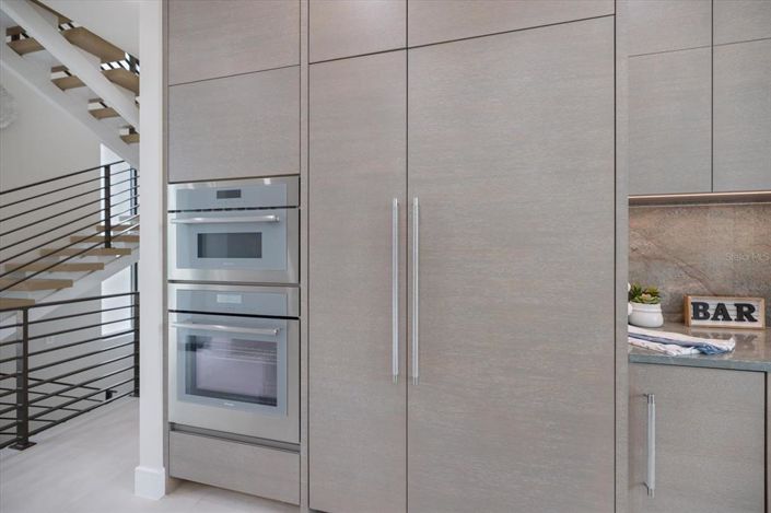 Image No.18-4 Bed Property for sale