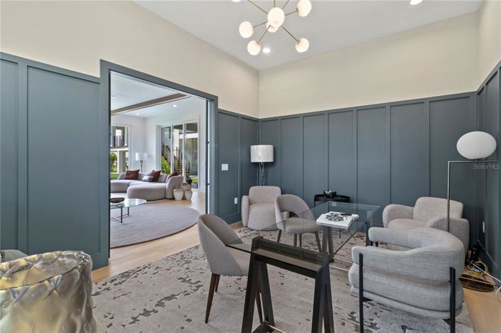 Image No.18-6 Bed Property for sale