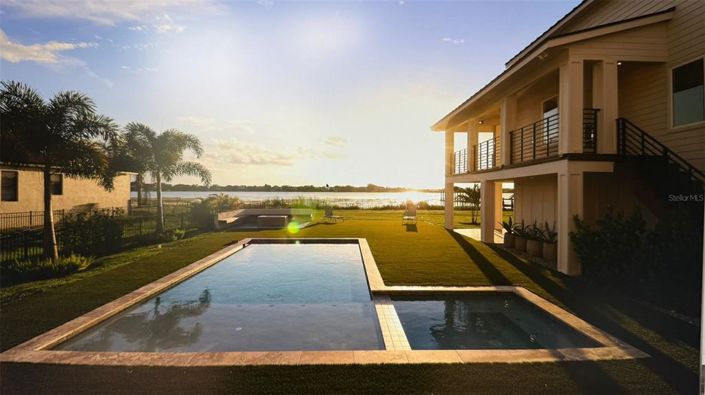 Image No.35-6 Bed Property for sale