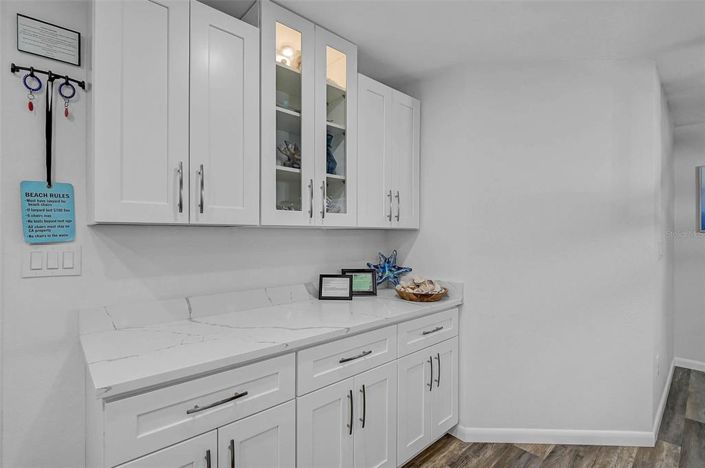 Image No.10-2 Bed Property for sale