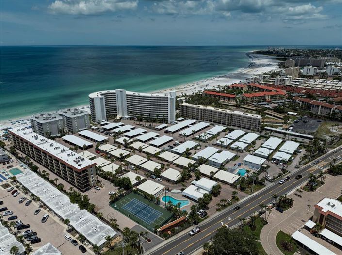 Image No.33-2 Bed Property for sale