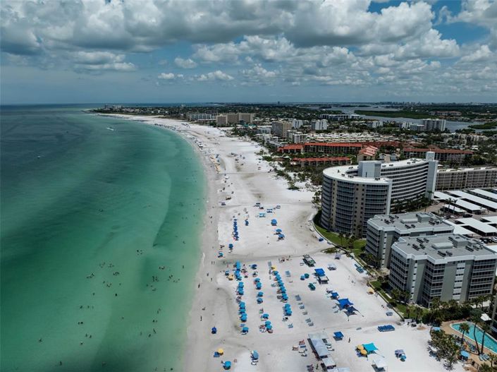 Image No.38-2 Bed Property for sale