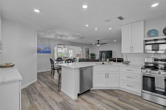 Image No.7-2 Bed Property for sale