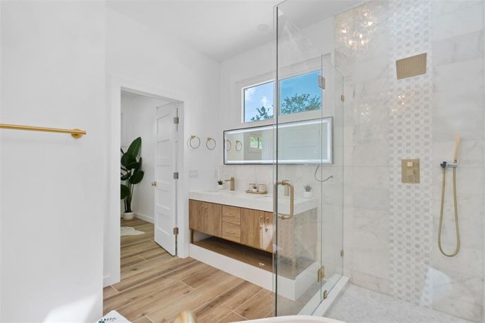 Image No.17-Propriété de 4 chambres à vendre à Sarasota