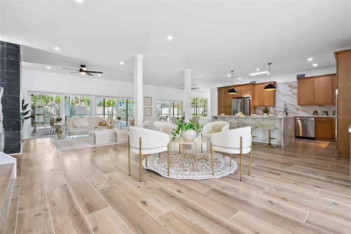 Image No.5-Propriété de 4 chambres à vendre à Sarasota