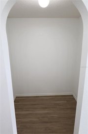 3854745b