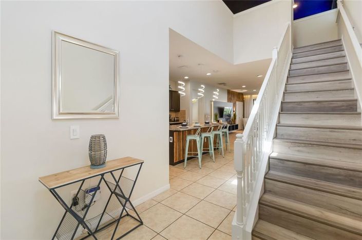 Image No.3-6 Bed Property for sale