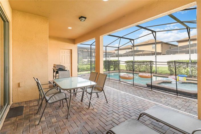 Image No.31-6 Bed Property for sale