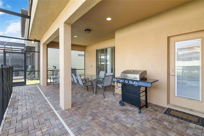 Image No.32-6 Bed Property for sale