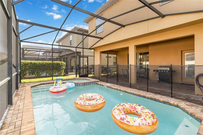 Image No.34-6 Bed Property for sale