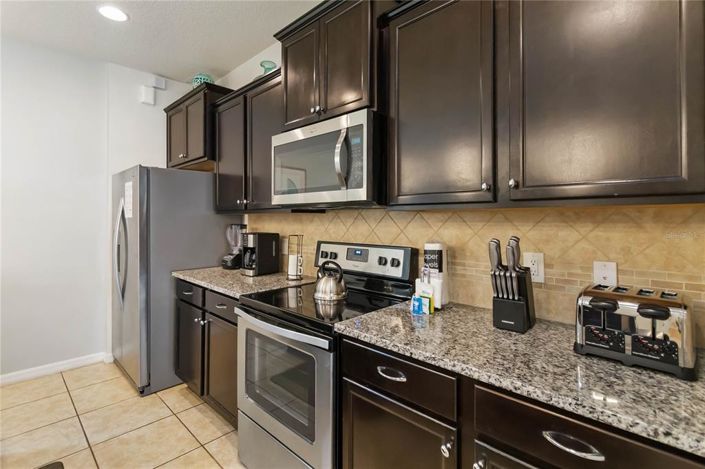 Image No.9-6 Bed Property for sale