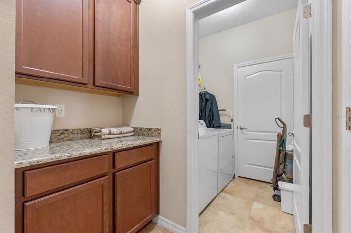 Image No.19-3 Bed Property for sale