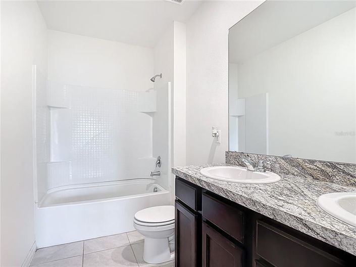 Image No.14-5 Bed Property for sale