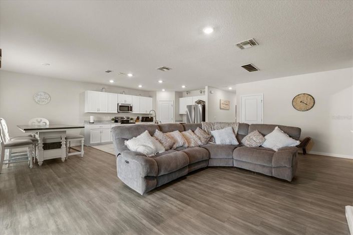 Image No.6-Propriété de 6 chambres à vendre à Kissimmee