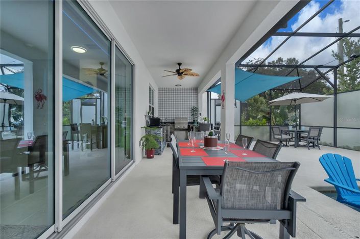 Image No.17-15 Bed Property for sale