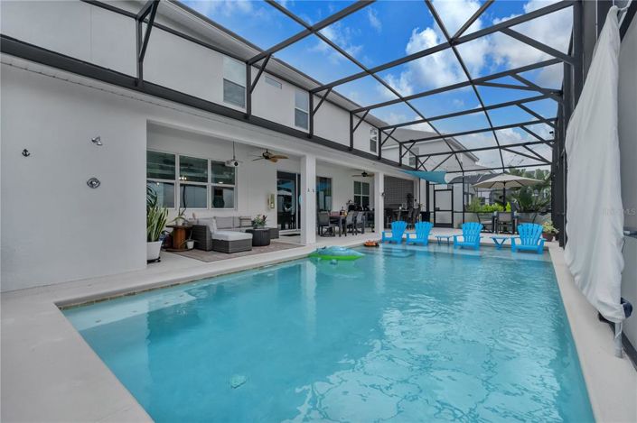 Image No.20-15 Bed Property for sale