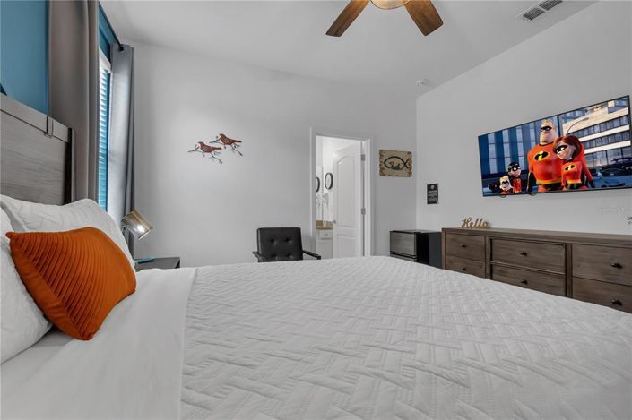 Image No.23-15 Bed Property for sale