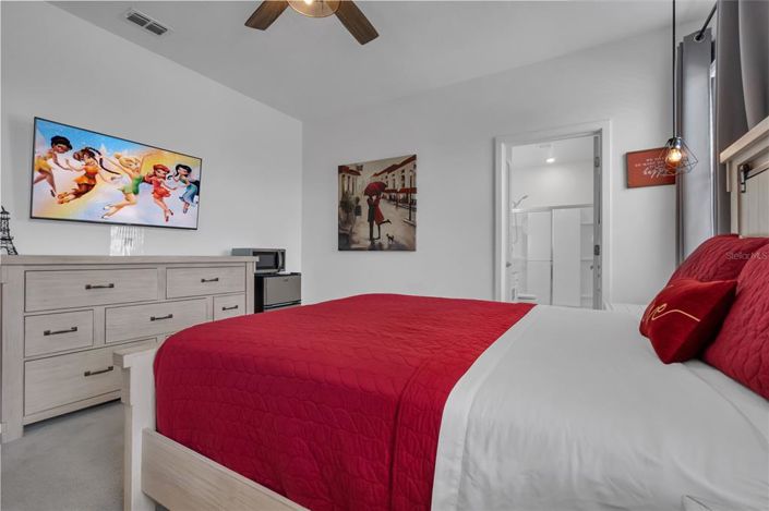 Image No.35-15 Bed Property for sale