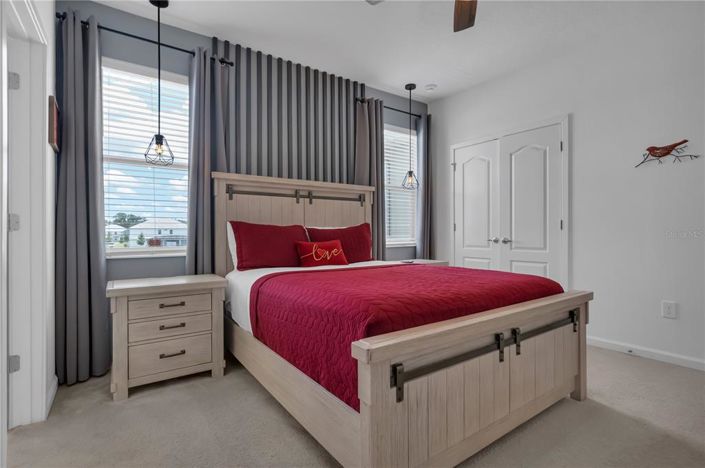 Image No.36-15 Bed Property for sale