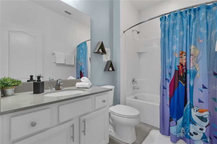 Image No.43-15 Bed Property for sale