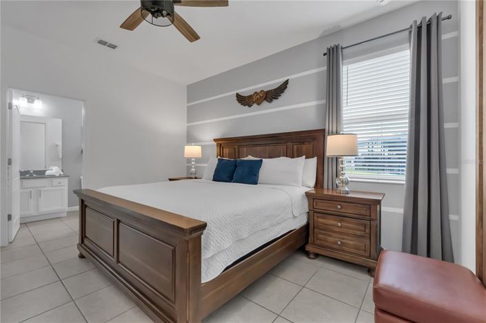 Image No.51-15 Bed Property for sale