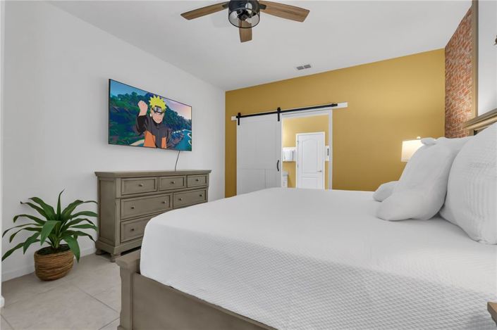 Image No.54-15 Bed Property for sale