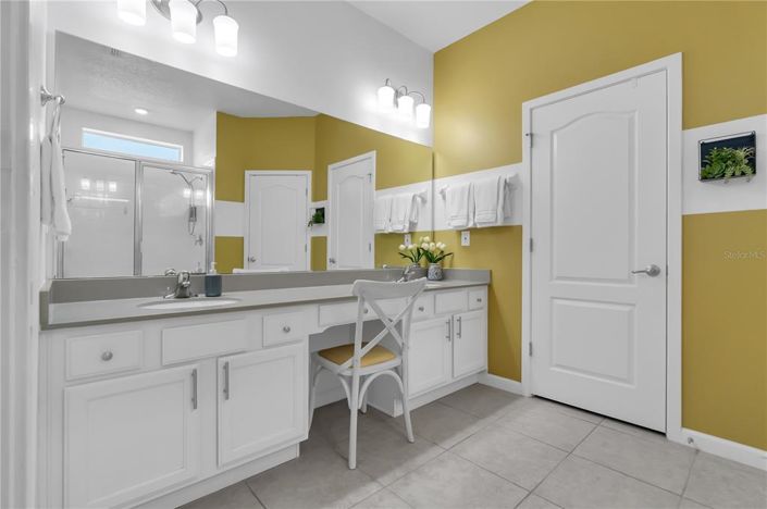 Image No.55-15 Bed Property for sale