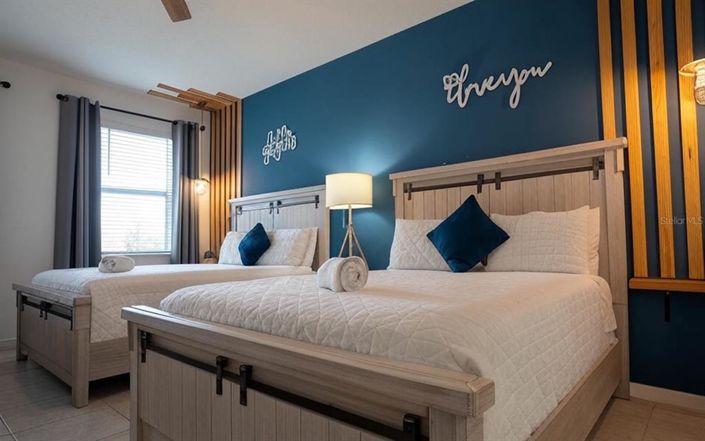 Image No.58-15 Bed Property for sale