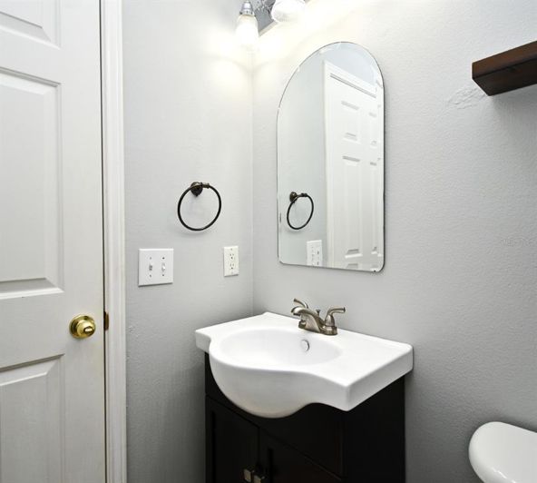 Image No.20-4 Bed Property for sale