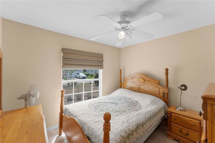 Image No.12-3 Bed Property for sale