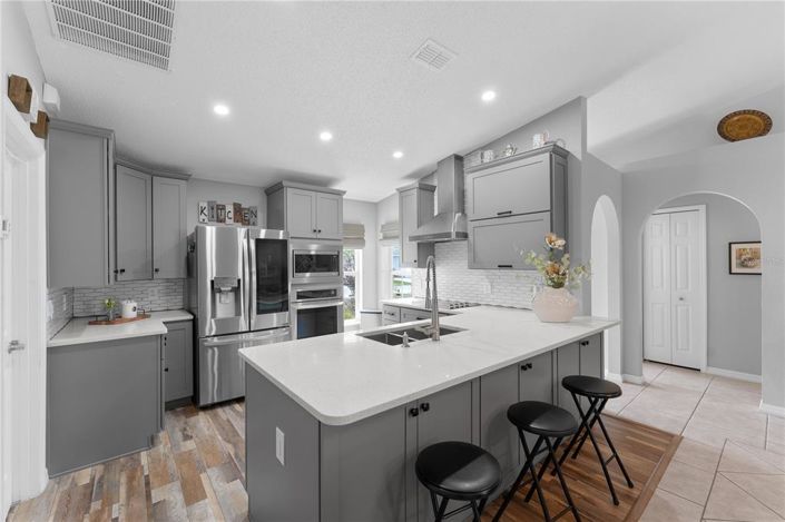 Image No.6-3 Bed Property for sale