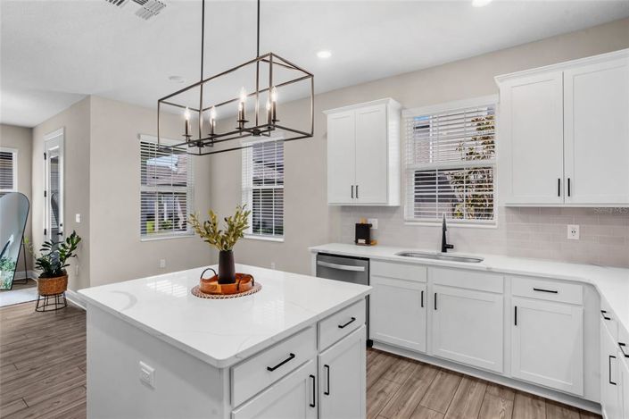 Image No.13-3 Bed Property for sale