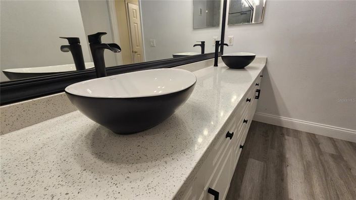 Image No.37-3 Bed Property for sale